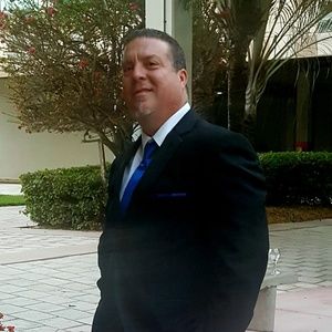 Meet your Posher, Rigoberto